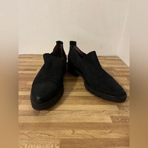 Eric Michael Black Suede Slip-on Almond Toe Lug Sole Handmade In Spain Shoes 41